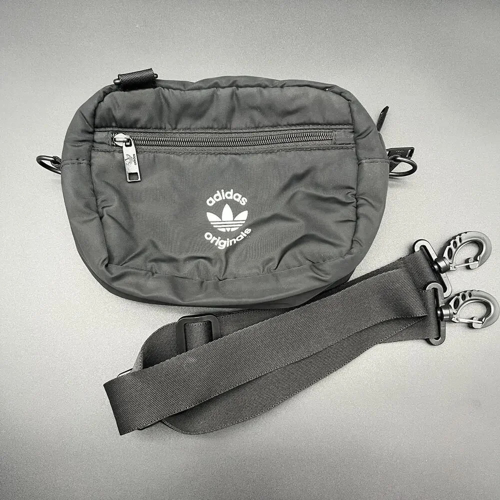 Adidas Originals crossbody pouch fanny bag black adjustable strap